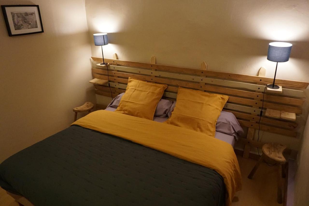 Chambre d'hôtes Douarnenez - Kerioret Izella Kerlaz Buitenkant foto